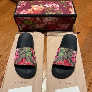 GG Blooms Supreme floral slide sandal EU39